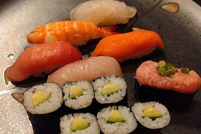 Sushi Making Class in Tokyo by a former HYATT Hotel Chef